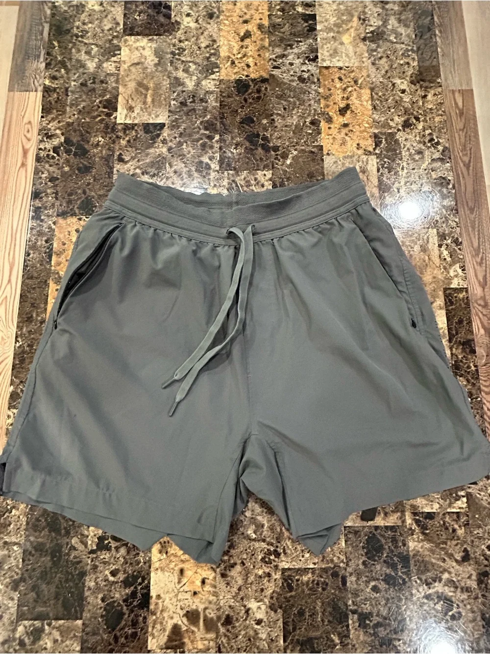 Under Armour Men's Olive Gray Athletic Shorts